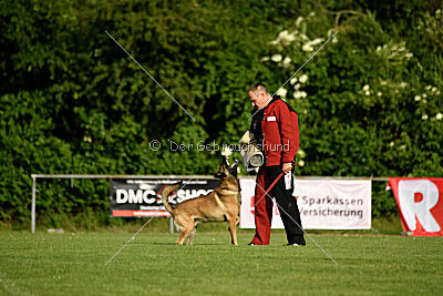 Ouzo von den brennenden Herzen