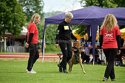 Ouzo von den brennenden Herzen