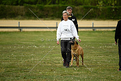 Una vom Holzhäuser Flur