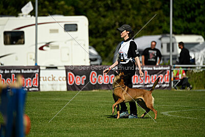 ne pas toucher Aaron